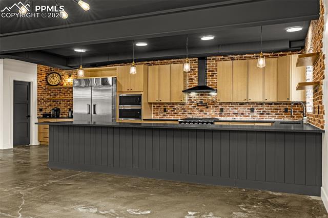 11910 Green Acres Lane