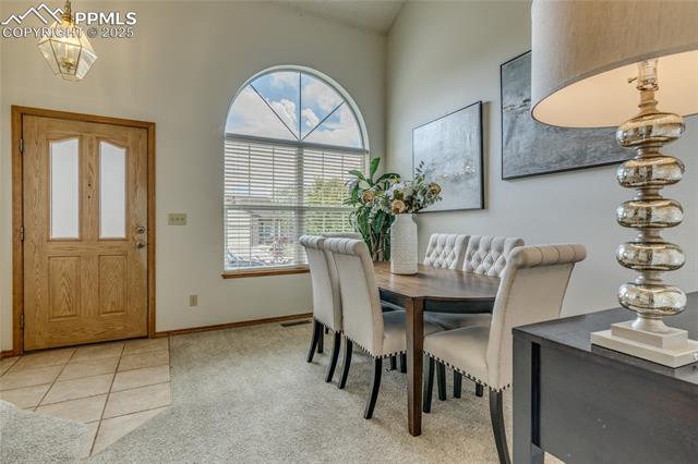 6041 Pioneer Mesa Drive