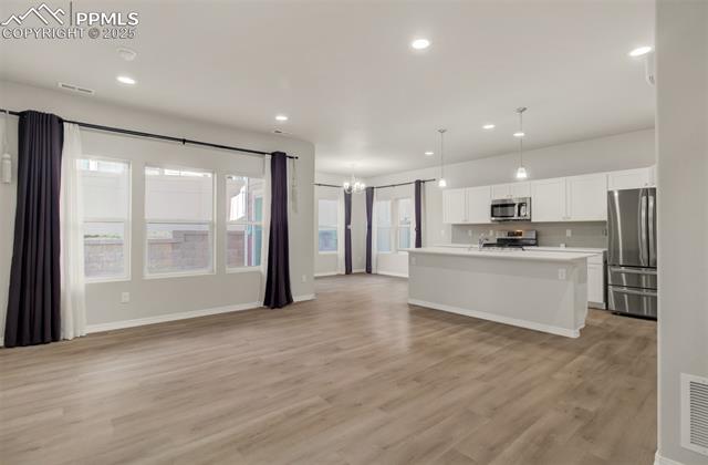 7827 Lathrop View