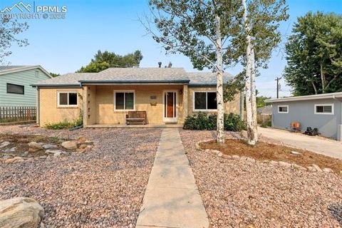 Photo of 2318 Farragut Avenue, Colorado Springs, CO 80907 (MLS # 9043194)