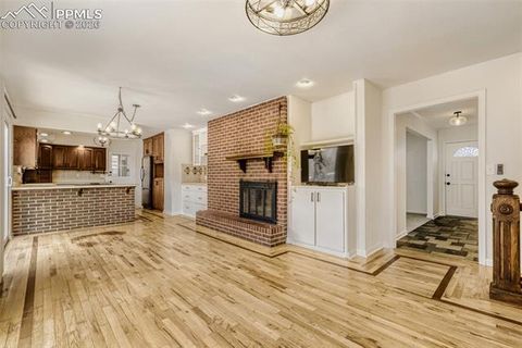 Tiny photo for 520 Crestridge Avenue, Colorado Springs, CO 80906 (MLS # 6458024)