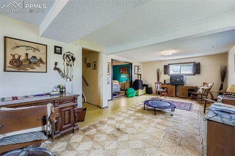 Tiny photo for 520 Crestridge Avenue, Colorado Springs, CO 80906 (MLS # 6458024)