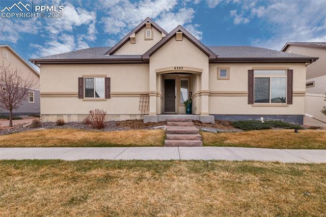 6562 Golden Briar Lane
