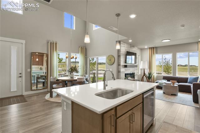 6853 Hudson Guild View