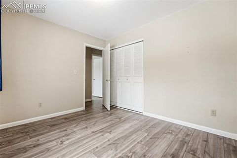 Tiny photo for 5559 Descanso Circle, Colorado Springs, CO 80918 (MLS # 9689620)