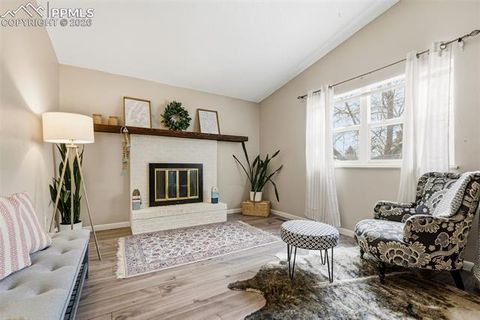 Tiny photo for 5559 Descanso Circle, Colorado Springs, CO 80918 (MLS # 9689620)