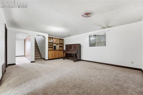 Tiny photo for 5559 Descanso Circle, Colorado Springs, CO 80918 (MLS # 9689620)