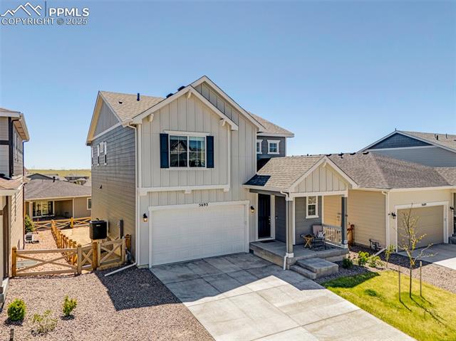 5693 Mammoth Lane