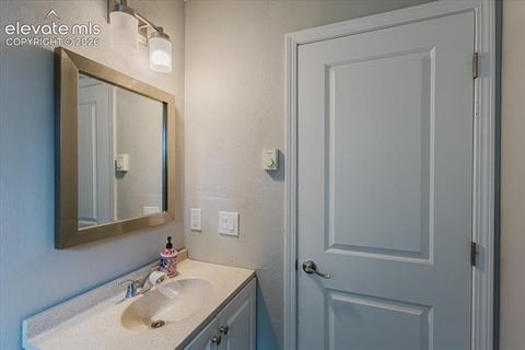Tiny photo for 923 S Ouray Street, Aurora, CO 80017 (MLS # 3969578)