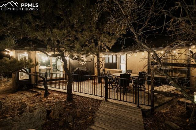 1420 Point Of The Pines Drive