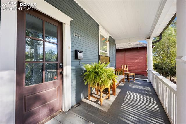 1322-1324 W Kiowa Street