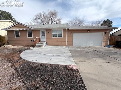 Photo of 38 Macalester Road, Pueblo, CO 81001 (MLS # 7839200)