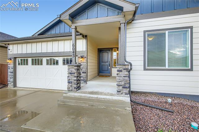 6043 Nash Drive