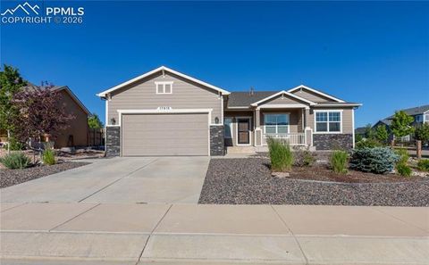 Photo of 17915 Gypsum Canyon Court, Monument, CO 80132 (MLS # 3815841)