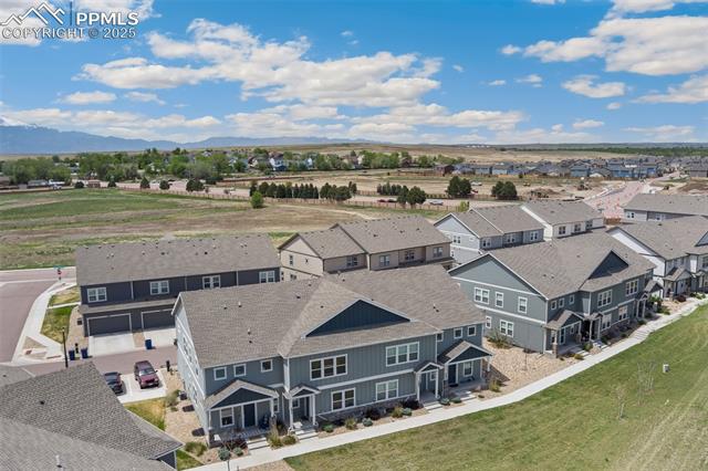 6687 Rubicon Heights