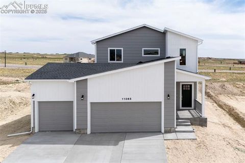 Photo of 11065 Coastal Hills Lane, Colorado Springs, CO 80831 (MLS # 1230769)