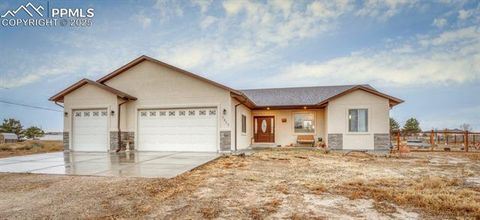 Photo of 1317 N Vermillion Court, Pueblo, CO 81007 (MLS # 8825568)