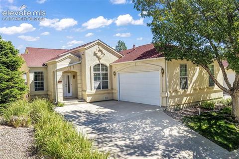 Photo of 1807 Paseo Del Tesoro, Pueblo, CO 81008 (MLS # 9789859)