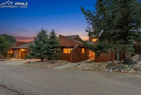 Photo of 4452 Sentinel Rock, Larkspur, CO 80118 (MLS # 7090177)