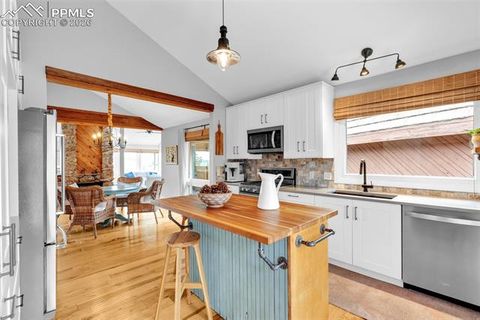 Tiny photo for 4452 Sentinel Rock, Larkspur, CO 80118 (MLS # 7090177)