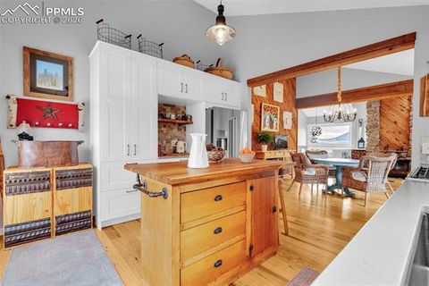 Tiny photo for 4452 Sentinel Rock, Larkspur, CO 80118 (MLS # 7090177)