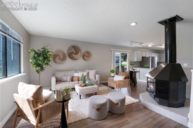 5502 Mansfield Court