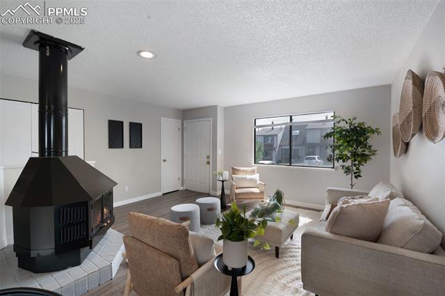 5502 Mansfield Court