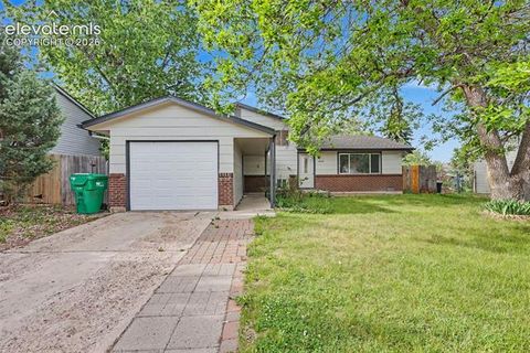 Photo of 4545 S Anjelina Circle, Colorado Springs, CO 80916 (MLS # 5095819)