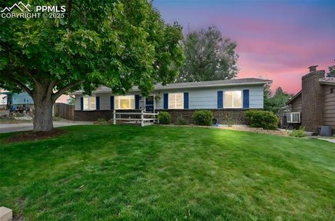 Photo of 5139 Villa Circle, Colorado Springs, CO 80918 (MLS # 1900864) Photo of 5139 Villa Circle, Colorado Springs, CO 80918 (MLS # 1900864)