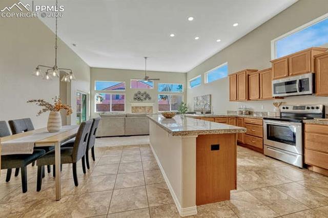 13820 Paradise Villas Grove