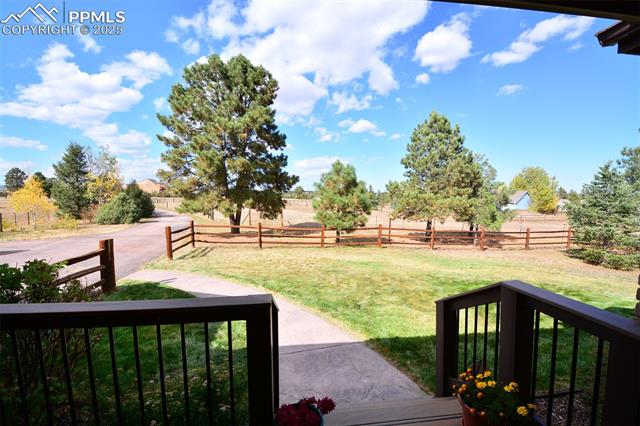 2585 Mohawk Way