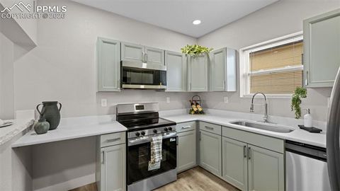 Tiny photo for 121 W Fountain Boulevard, Colorado Springs, CO 80903 (MLS # 2010563)