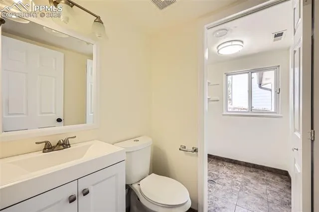 Colorado Springs, Colorado 80911, United States, 4 Bedrooms Bedrooms, ,4 BathroomsBathrooms,Residential,Active,149558