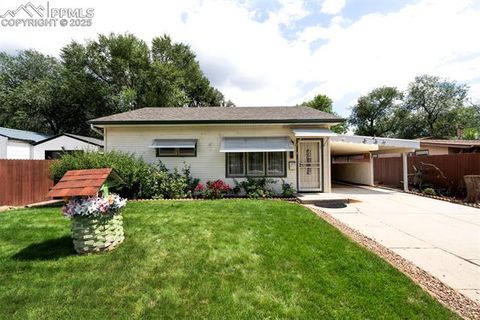Photo of 909 S Arcadia Street, Colorado Springs, CO 80903 (MLS # 5996401)