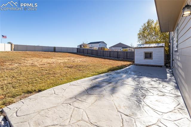 6806 Red Cardinal Loop