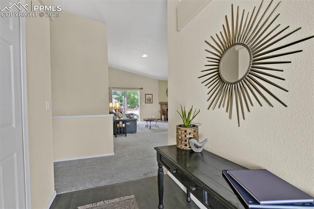 9571 Sycamore Glen Trail