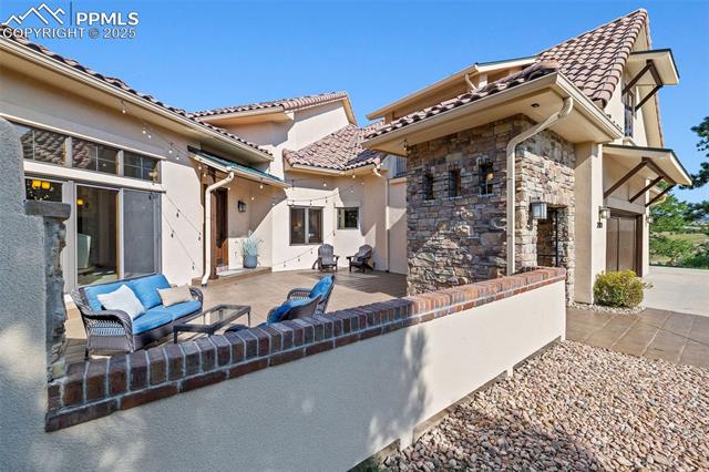 2070 Alamosa Drive