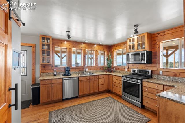 400 W Shideler Avenue