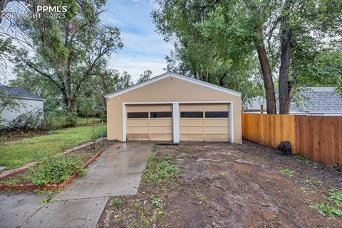Tiny photo for 2609 E Monument Street, Colorado Springs, CO 80909 (MLS # 1043675)