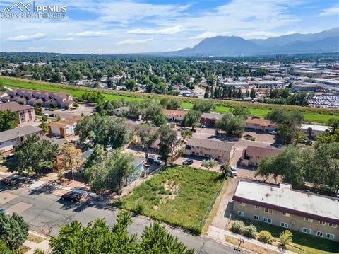 Photo of 10851095 Magnolia Street, Colorado Springs, CO 80907 (MLS # 1401106)