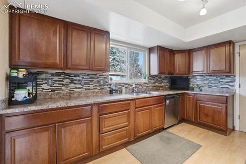 Tiny photo for 2918 Flintridge Square, Colorado Springs, CO 80918 (MLS # 8408827)