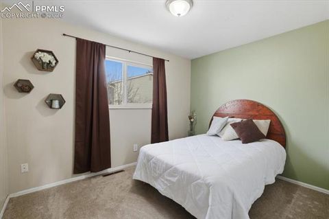 Tiny photo for 2918 Flintridge Square, Colorado Springs, CO 80918 (MLS # 8408827)