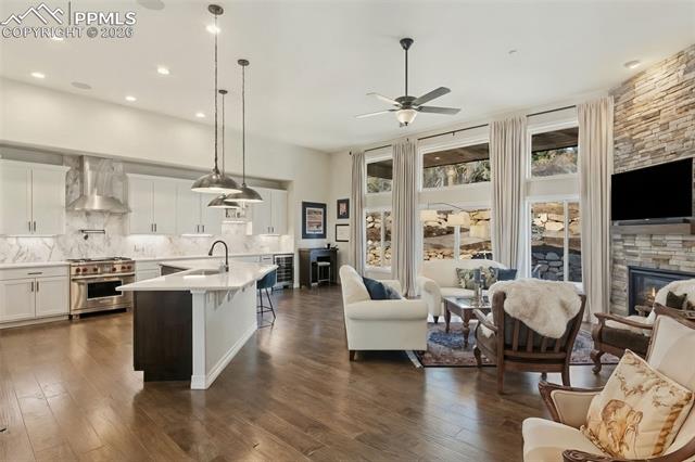 5318 Rocking Tree Grove