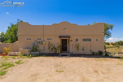 Photo of 211 vercelli Drive, Pueblo, CO 81005 (MLS # 8711253)