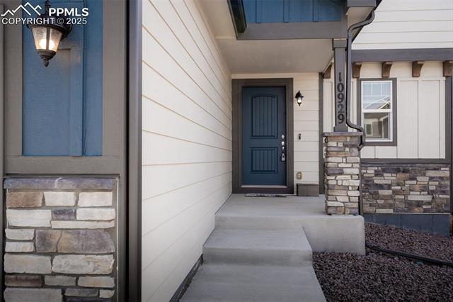 10929 Clarion Drive