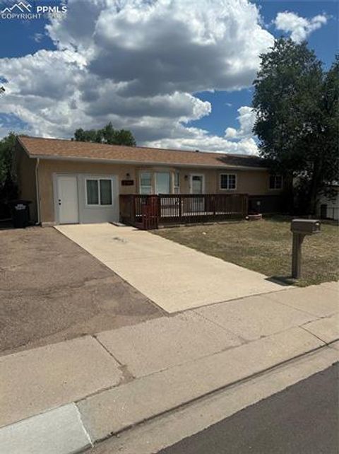 Photo of 1915 Ventura Drive, Colorado Springs, CO 80910 (MLS # 6754861) Photo of 1915 Ventura Drive, Colorado Springs, CO 80910 (MLS # 6754861)
