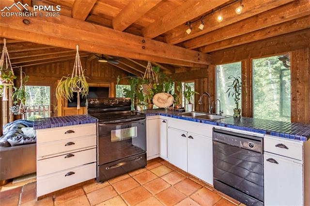 6250 Coffee Pot Road