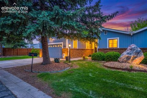 Tiny photo for 11966 E Maple Avenue, Aurora, CO 80012 (MLS # 7354638)