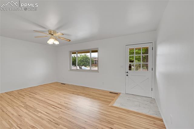 1304 De Reamer Circle