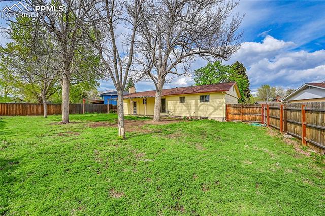 1304 De Reamer Circle